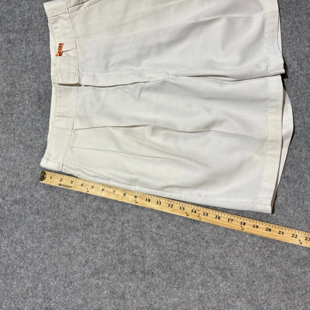 Dickies Mens Pleated Chino Shorts Cream Off White Skater Workwear Size 30